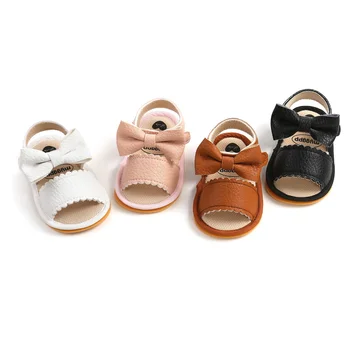 Летняя обувь для маленьких мальчиков и девочек, детская обувь, сандалии на плоской подошве для малышей, мягкая резиновая подошва, противоскользящая обувь для новорожденных с бантом