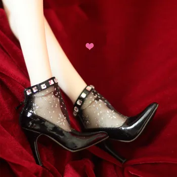 Туфли для кукол BJD подходят к 1/3 размеру модных новых пикантных ботинок на высоком каблуке с острым носком joker черного, синего, белого цвета