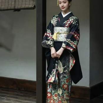 Кимоно Женское вечернее платье Традиционные винтажные вибрационные рукава Одежда в японском стиле Длинное традиционное кимоно