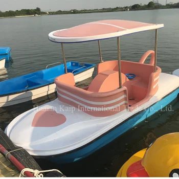 Модель чашки 4-местная педальная лодка дешевая цена досуг human power boat педальная стеклопластиковая рыболовная лодка с семейной игрой